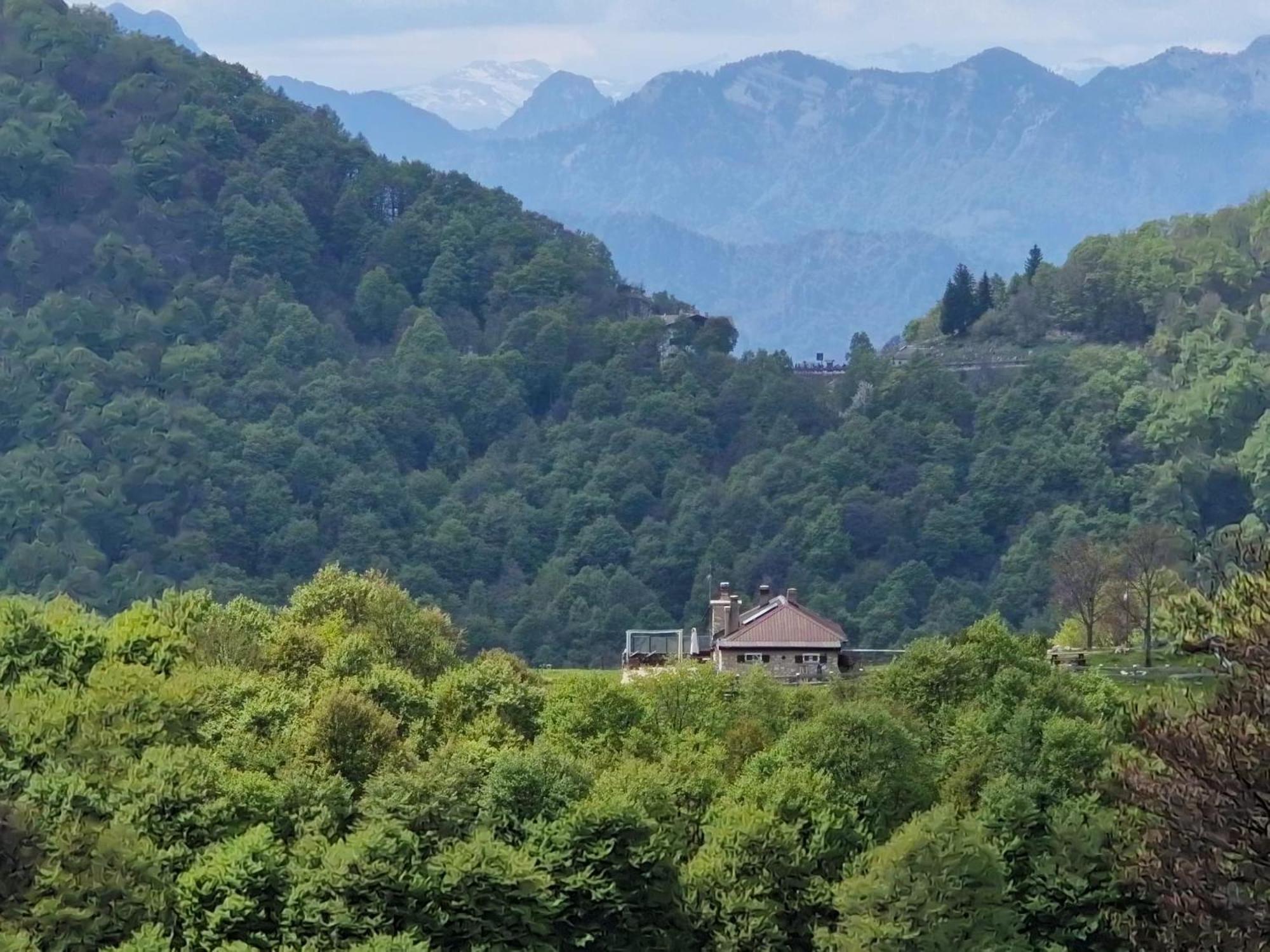 Rifugio Baita Fos-Ce เบรนโตนิโก ภายนอก รูปภาพ